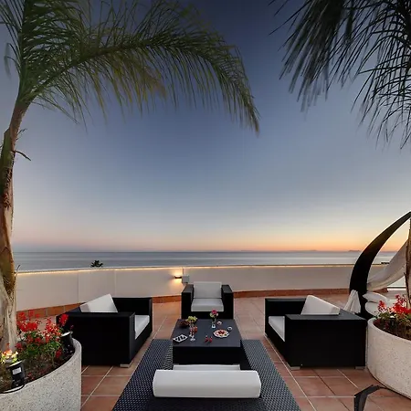 Cosmo Beach Marbella *
